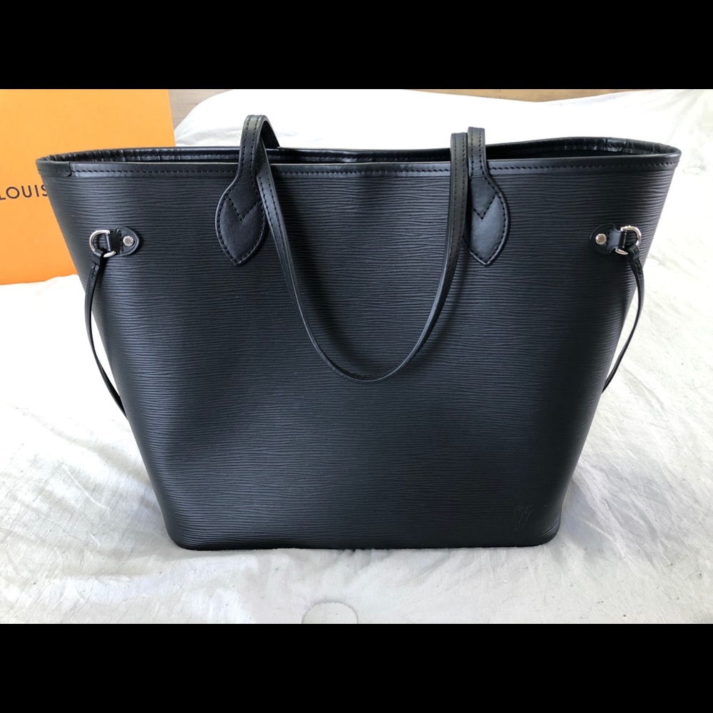 Sold elsewhere-Louis Vuitton Neverfull Epi Leather